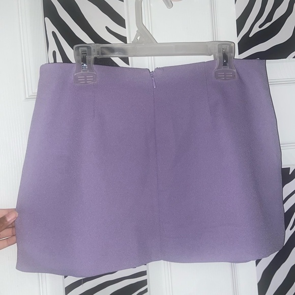 Purple mini skirt with zipper and fake pockets - Picture 5 of 5